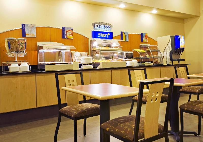 Holiday Inn Express Hotel And Suites Borger By Ihg Esterno foto
